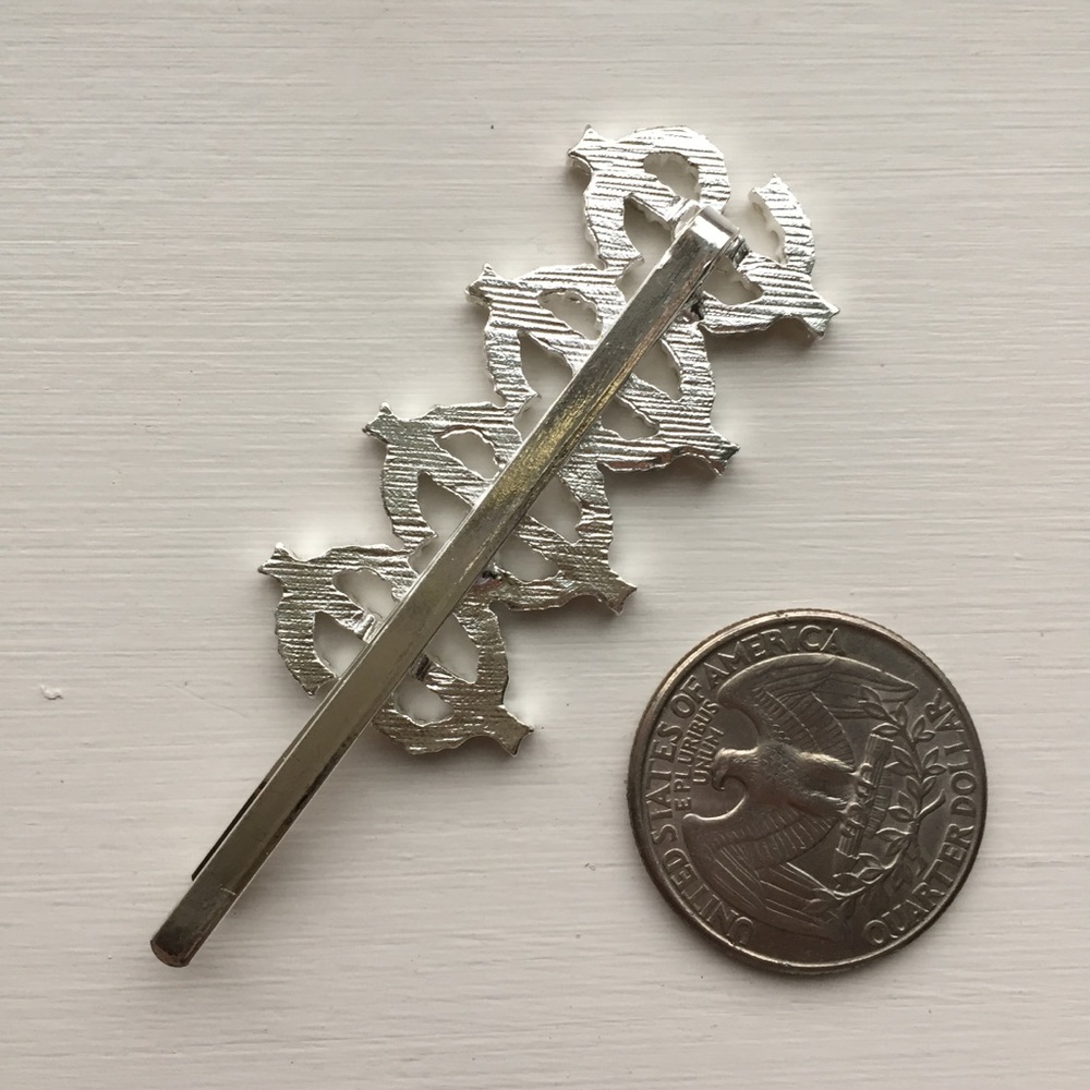 🔴𝟱/$𝟮𝟬🔴𝗖𝗟𝗘𝗔𝗥𝗔𝗡𝗖𝗘 $$$$ Hairpin NEW - Picture 9 of 12